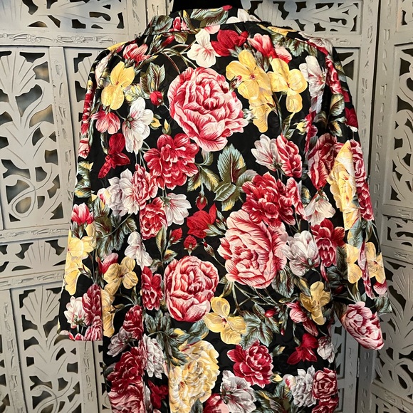 😍HOST PICK😍 SILKY SHINY BLACK RED & GOLD LONG SHORT SLEEVE ROBE KIMONO - Picture 7 of 9